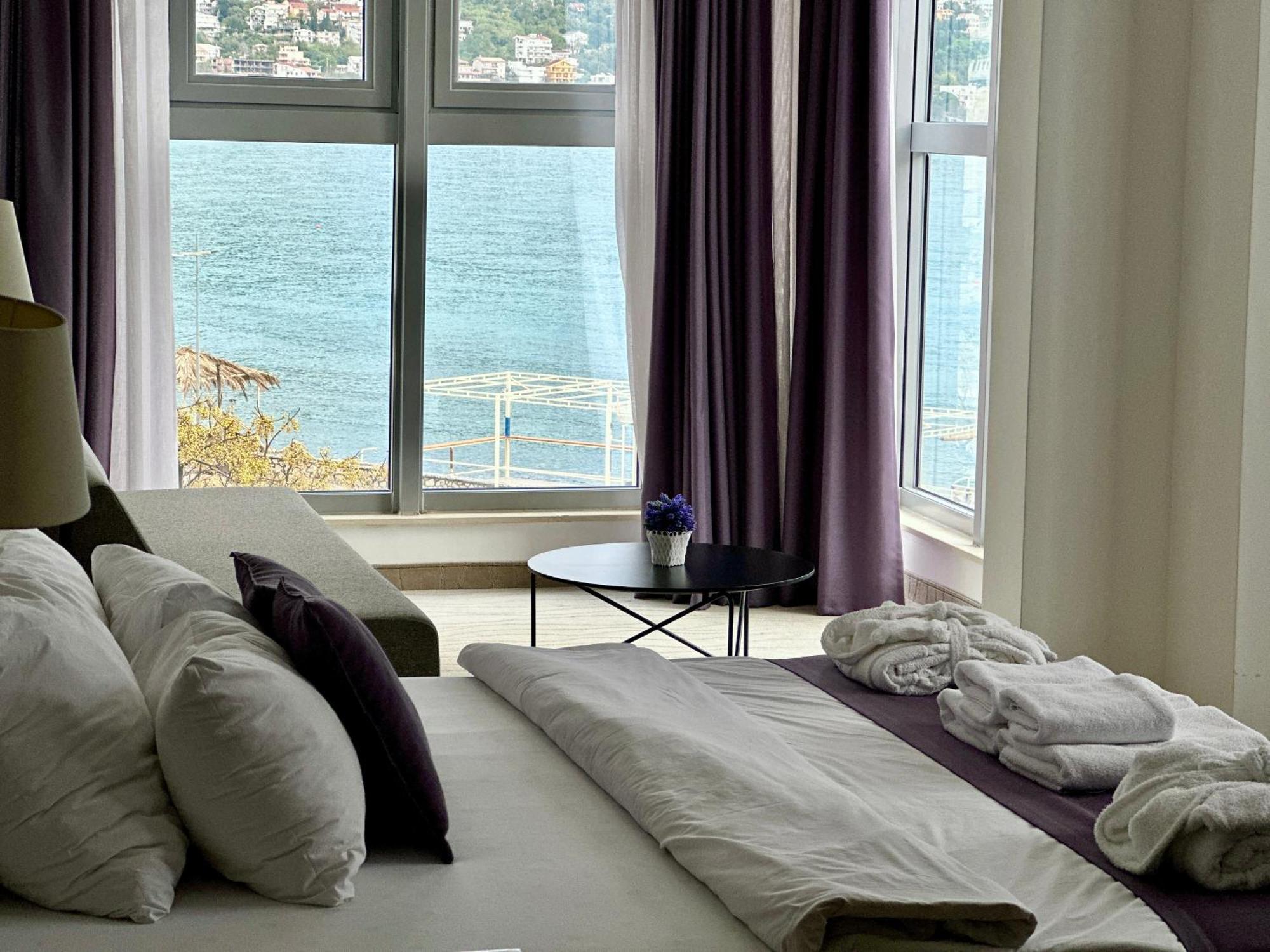 Hotel Porto Sole Sutomore Quarto foto