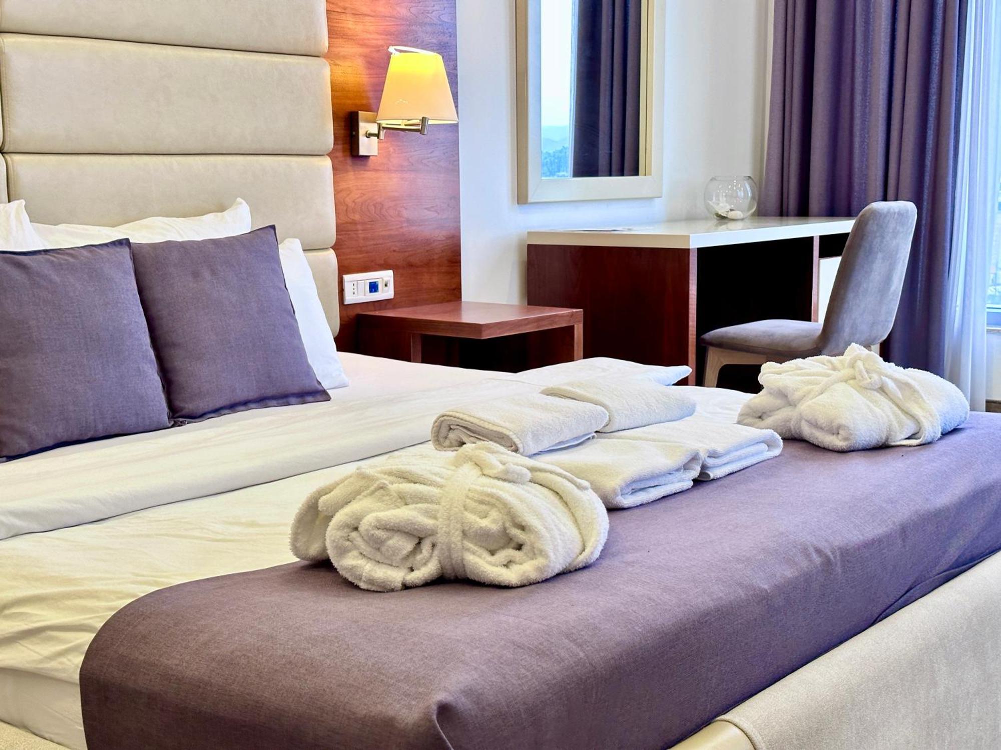 Hotel Porto Sole Sutomore Quarto foto